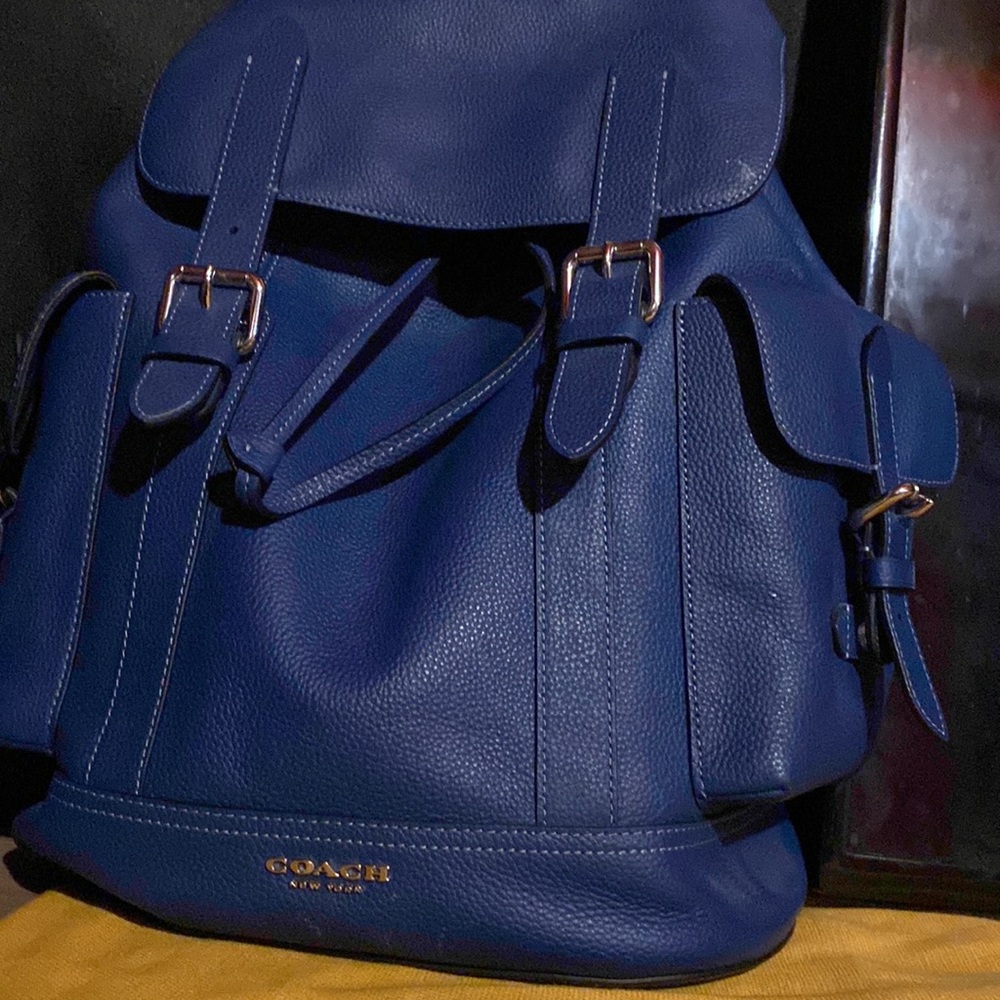 Unisex blue authentic coach backpack worn maybe twice - Picture 7 of 7